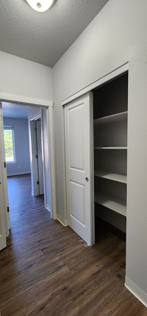 Building Photo - FREE RENT - Beautiful New Construction in McMinnville