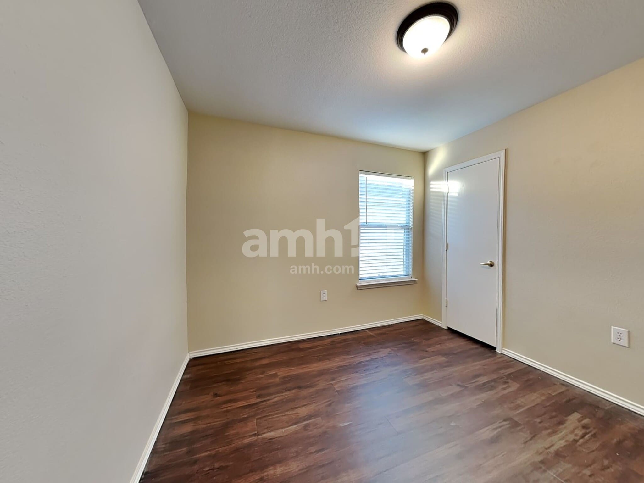 Building Photo - 6733 Doyal Dr