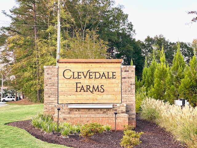 Building Photo - 1439 S Cardiff Trl