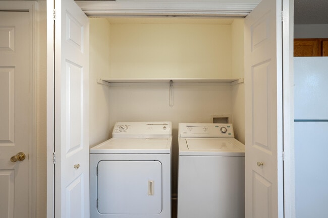 Building Photo - 4303 Cheryl Ct
