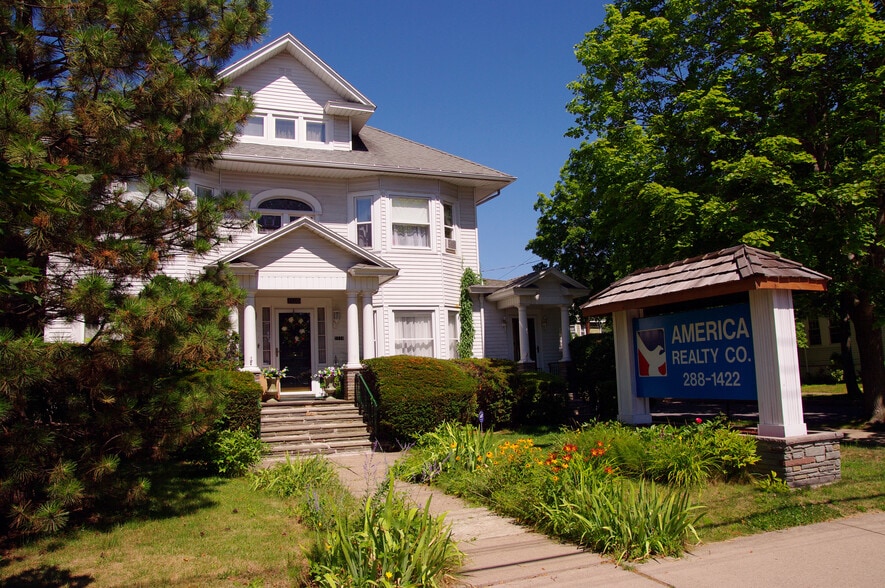 Building Photo - 1120 Wyoming Ave