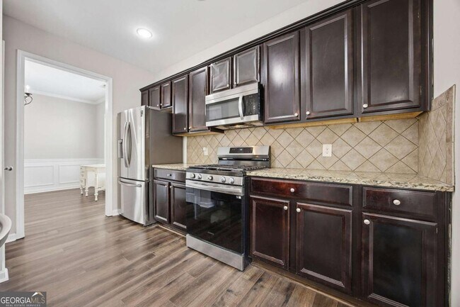 Building Photo - 2605 Runnymede Ct