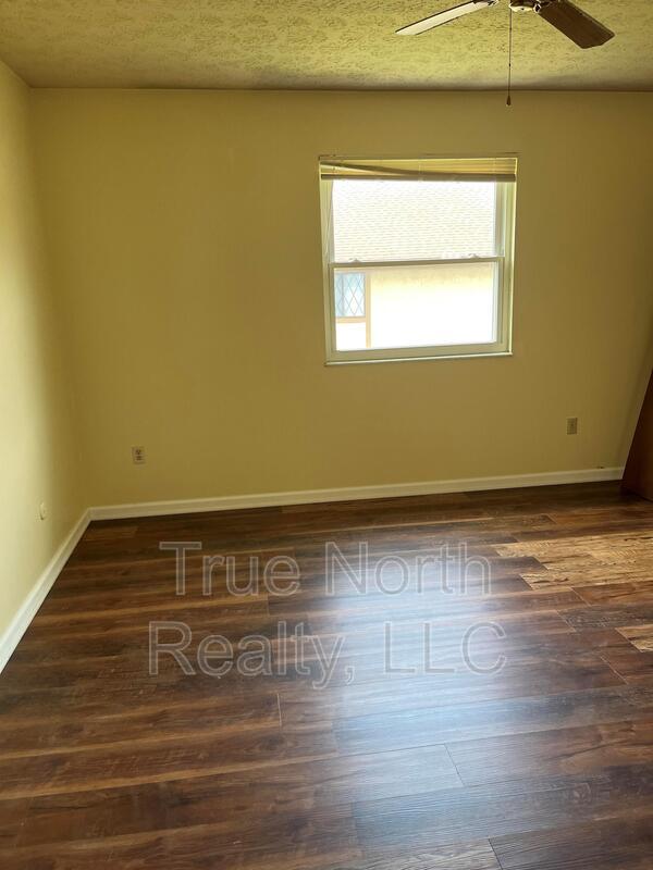 Building Photo - 3093 Jackielane Dr