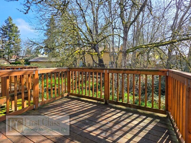 Building Photo - 19465 NW Mahama Pl