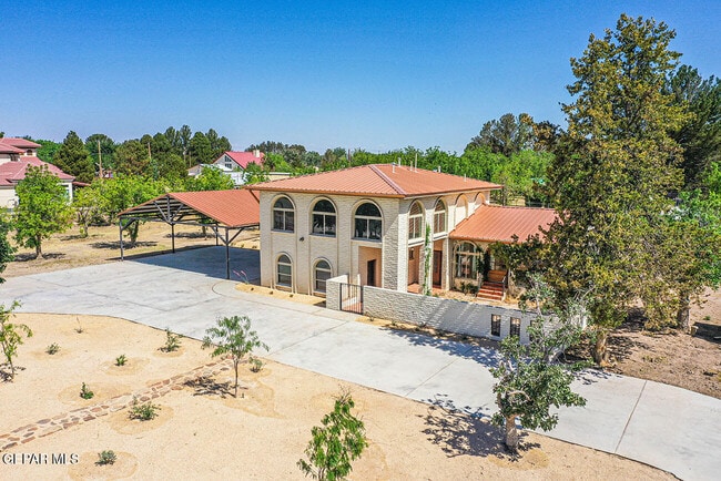 Building Photo - 137 Lanell Dr