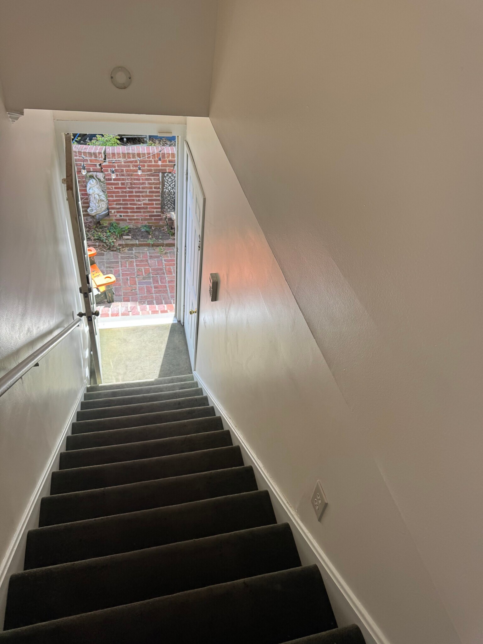 Building Photo - 616 SE 3rd St