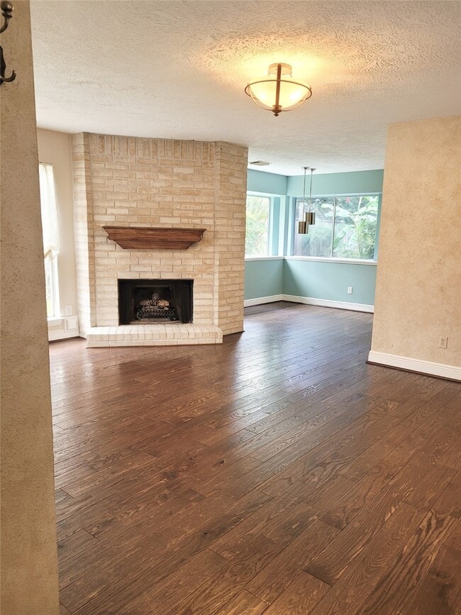 Building Photo - 21515 Nottinghill Dr