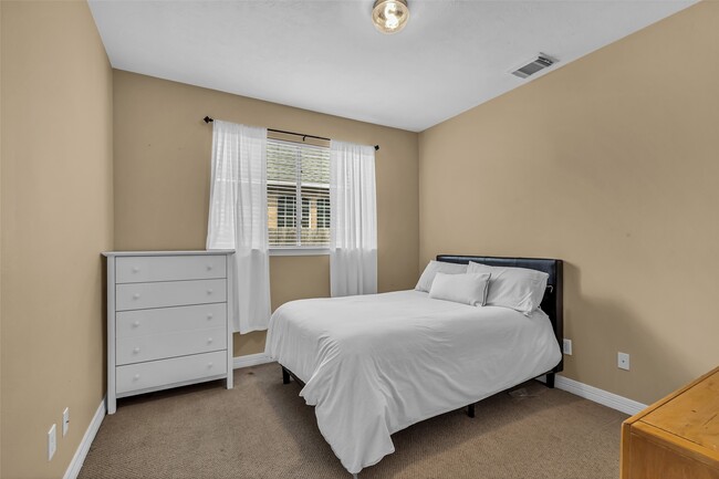 Building Photo - 13703 Layton Hills Dr