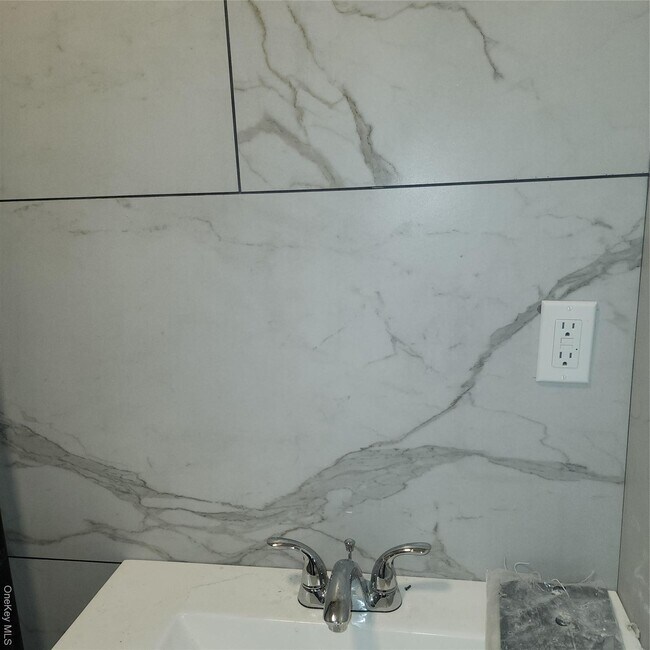 Building Photo - 93 Elliott Ave