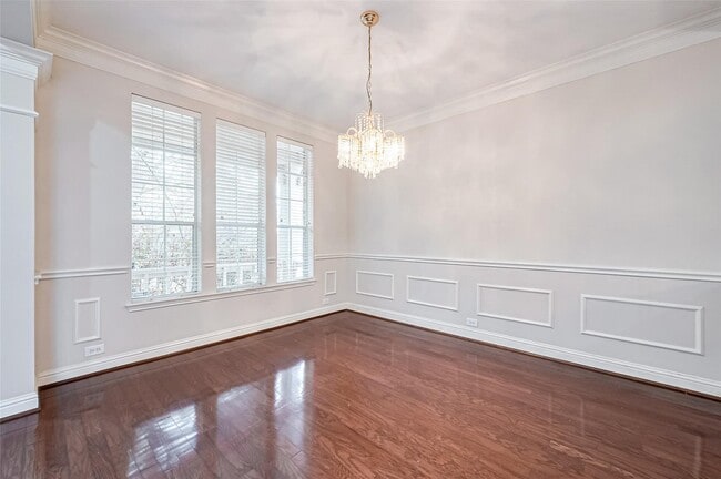 Building Photo - 5547 Cranston Ct