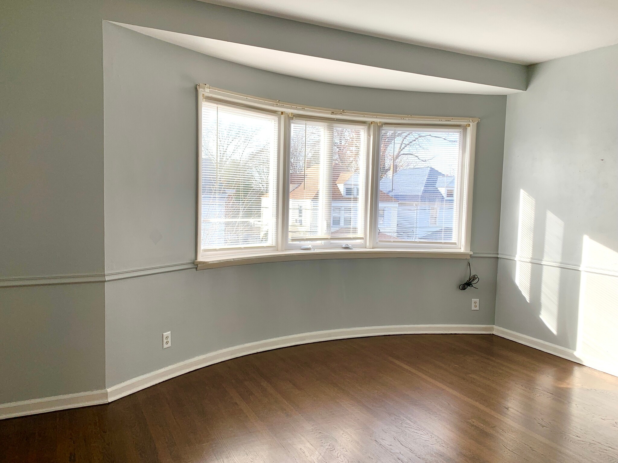 Livingroom - 67 W 5th St