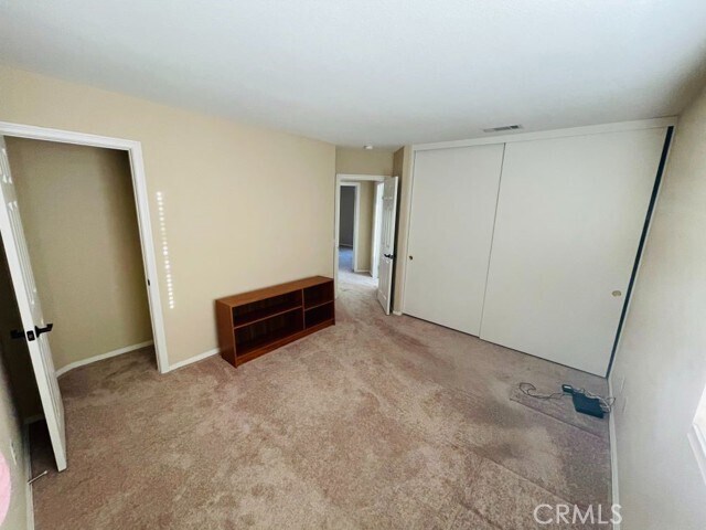 Building Photo - 42020 Dahlia Way