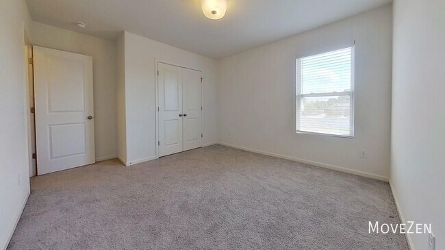Building Photo - 116 Summerfield Ct