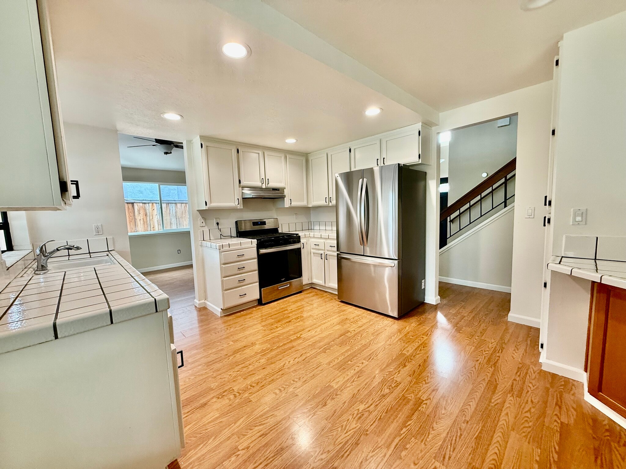 Kitchen - 2847 Honeysuckle Cir