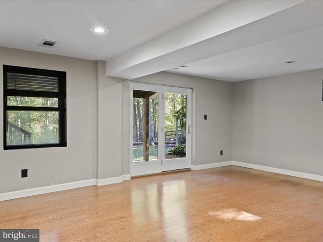 Building Photo - 11713 Henderson Rd