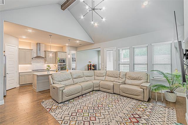 Building Photo - 13261 Jonata St