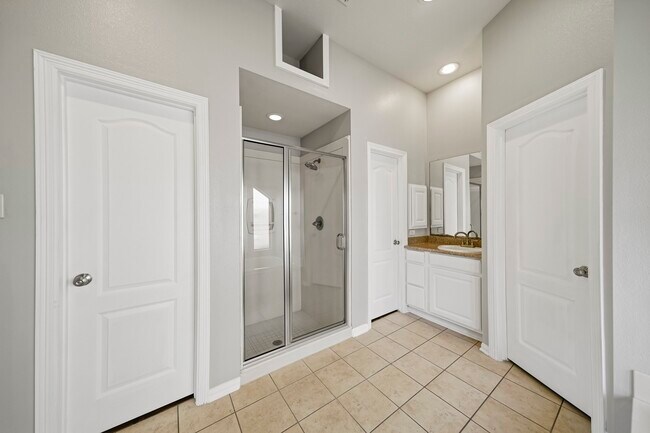 Building Photo - 28211 Emerald Creek Ln