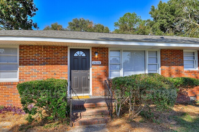 Building Photo - 2618 Providence Ct