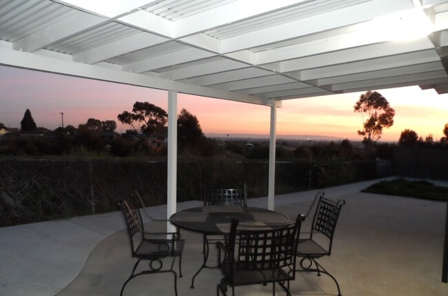 Building Photo - 1214 Manchester St