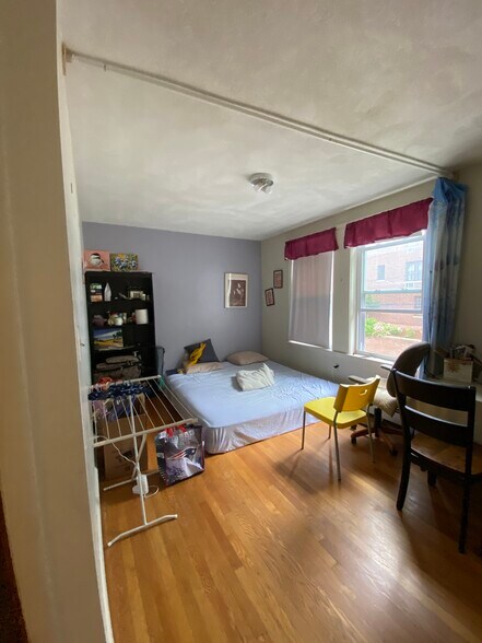 Building Photo - 306 Tappan St