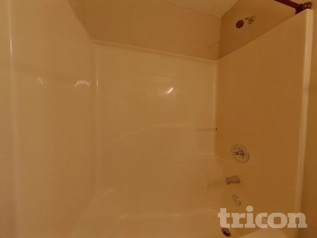 Building Photo - 309 Lokey's Ridge Rd