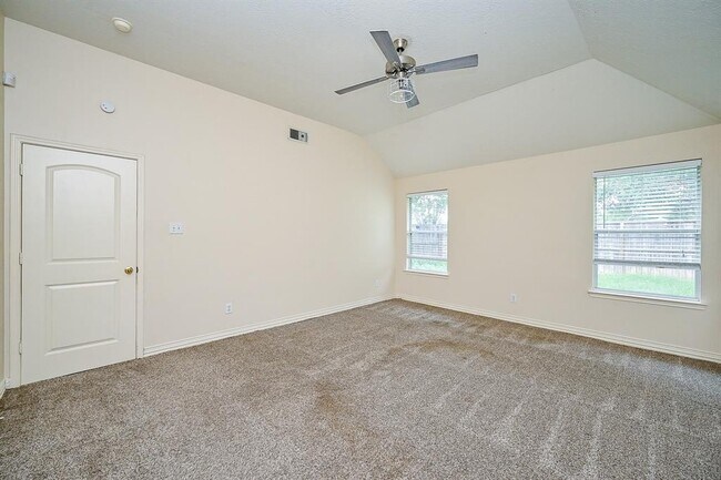 Building Photo - 6666 Rusty Ridge Ln