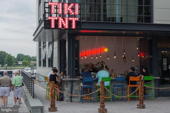 Building Photo - 1101 3rd St SW