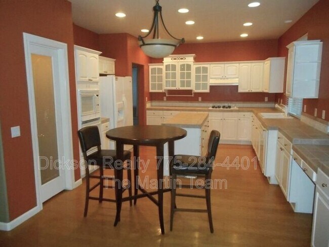 Building Photo - 6710 Cinnamon Dr