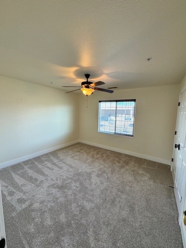 Building Photo - $500 Move in Special with signed lease by 12/15/2025 ~ Upscale Modern 4 Bed | 2.5 Bath – Yard Mai...