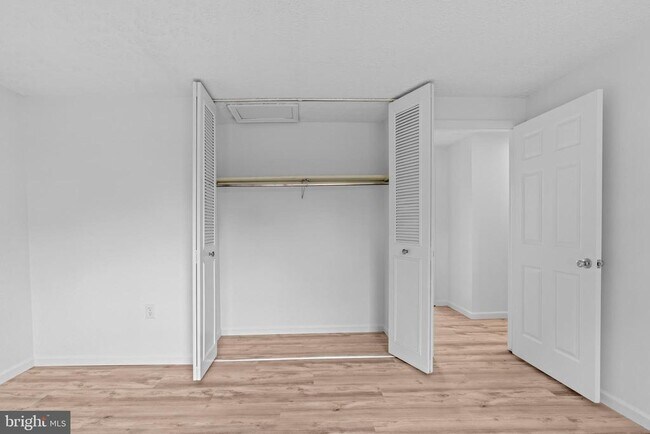 Building Photo - 3500 Manis Rd