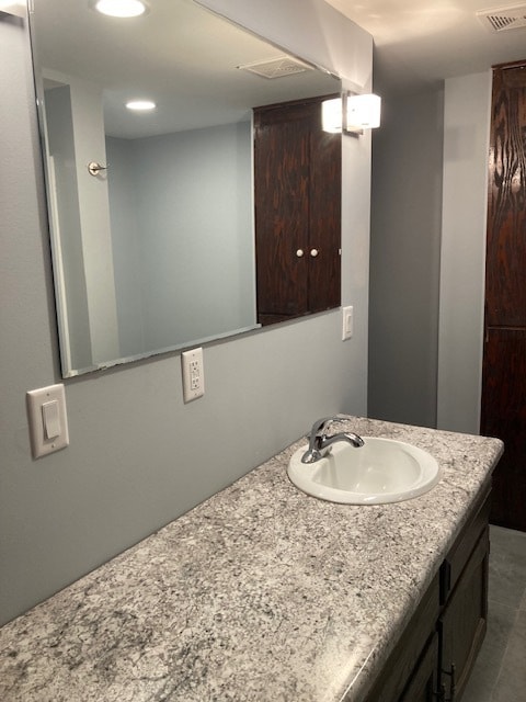 Building Photo - 4202 Central Ave