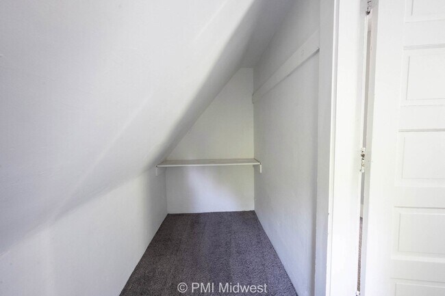 Building Photo - 1118 King Ave