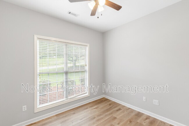 Building Photo - 205 Charleston Ave