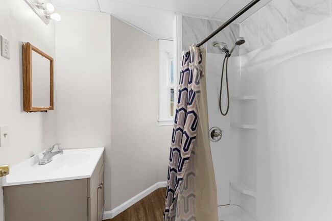 Building Photo - 826 Michigan Ave