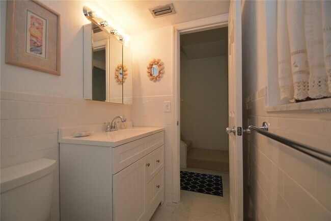 Building Photo - 47 Ocean Palm Villa S