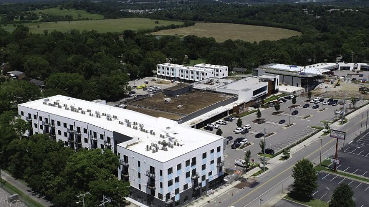 Building Photo - 2708 Old Lebanon Pike