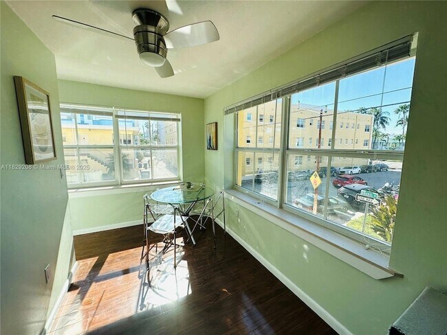 Building Photo - 1308 Drexel Ave