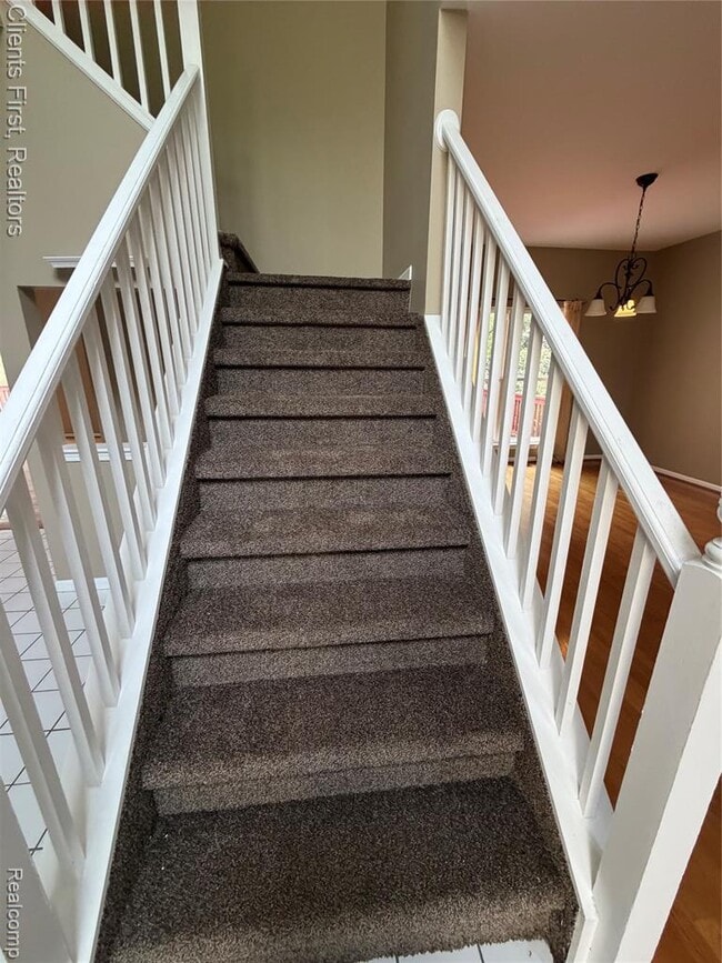 Building Photo - 35285 Pennington Dr