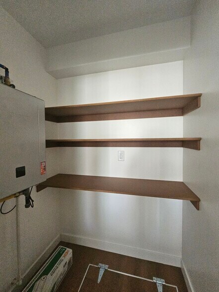 Pantry - 330 N 985 W