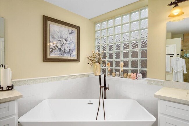 Building Photo - 18518 Berry Leaf Ct