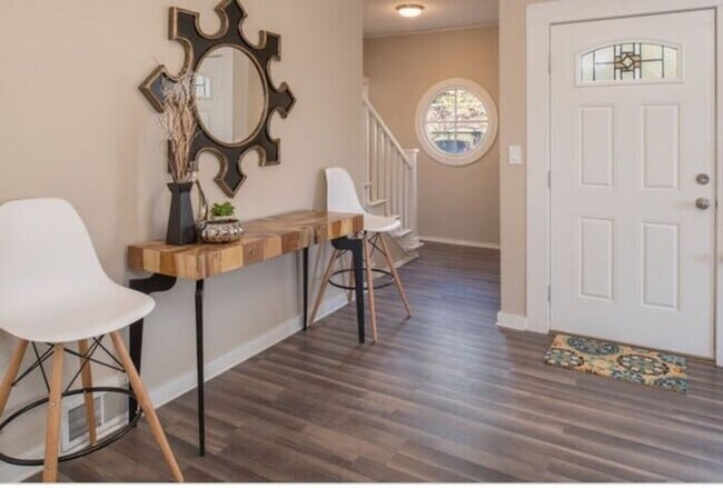 Building Photo - 527 Nevada St