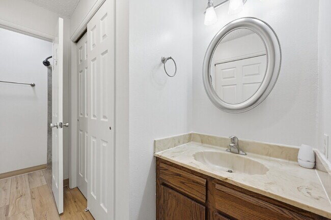 Building Photo - $1,345.95, 2-bed, 2-bath condo located in Colorado Springs with in-unit laundry and $300 cleaning...