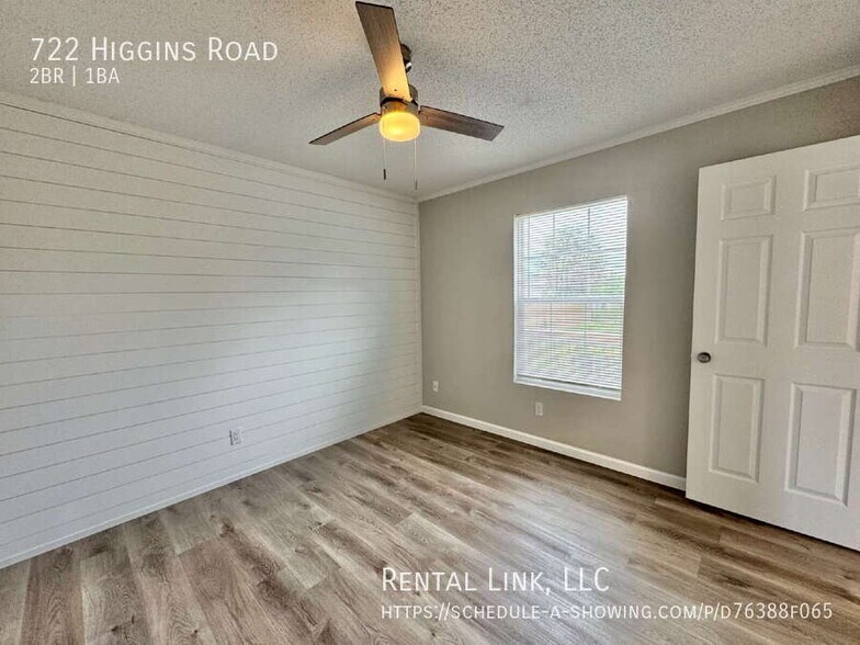 Building Photo - 722 Higgins Rd