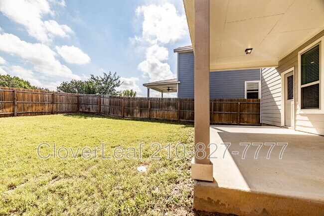 Building Photo - 255 Kinsley Wy