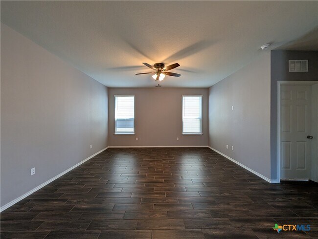 Building Photo - 357 Autumn Blaze