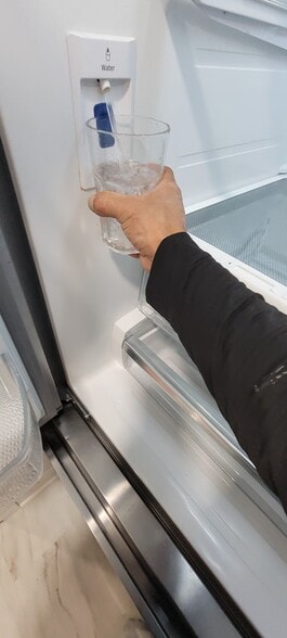 Fridge with running water - 1807 Blueridge Ave