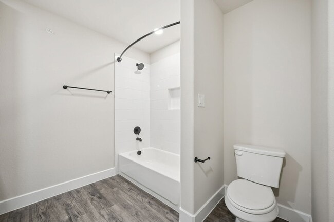 Building Photo - 3438 Taas Dr