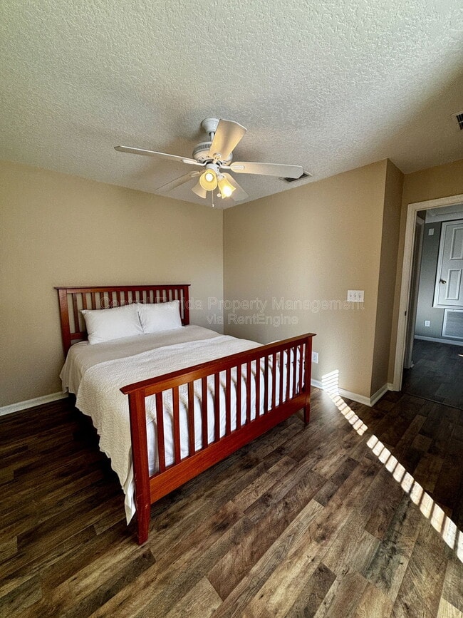 Building Photo - 13208 Sour Orange Dr