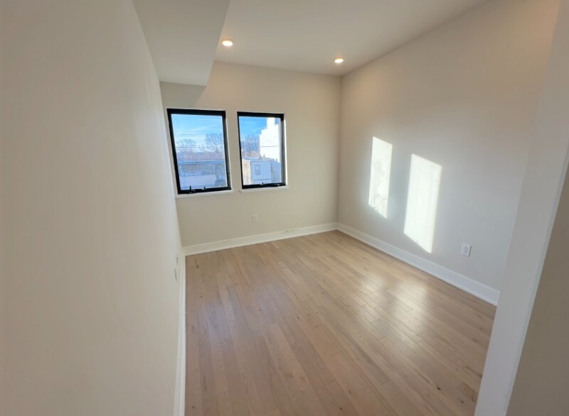 Building Photo - 1506 N 8th St