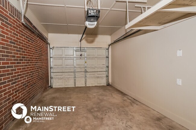 Building Photo - 9765 Virginianna Dr